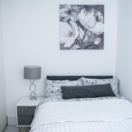 לונדון 1B Apartment, 30 Mins To Oxford Street מראה חיצוני תמונה