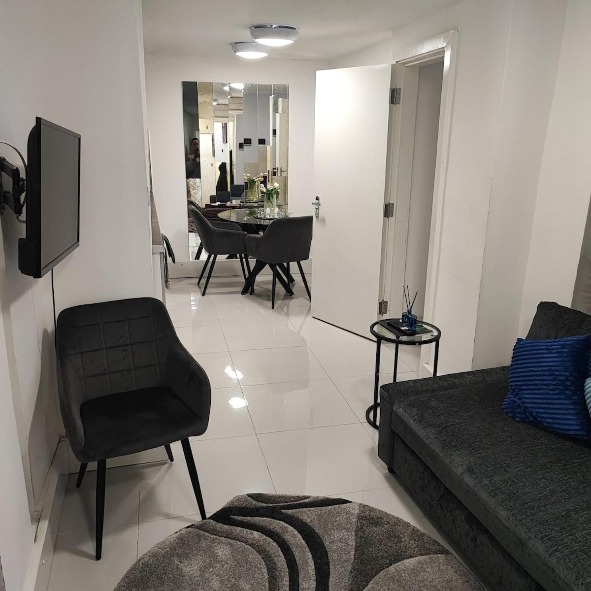 לונדון 1B Apartment, 30 Mins To Oxford Street מראה חיצוני תמונה